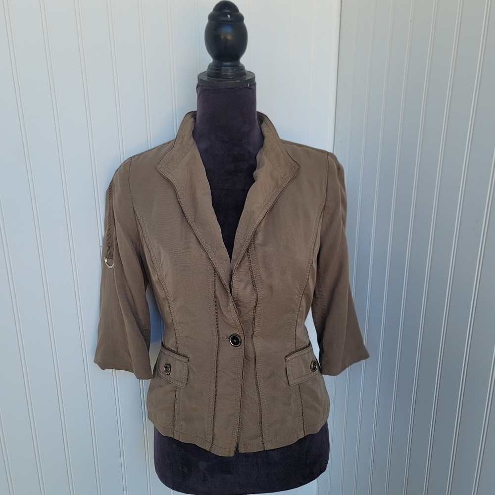 White House Black Market WHBM Lightweight Jacket 3/4 Petite Size 2P